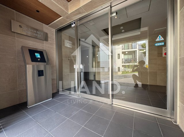 S-RESIDENCE平尾WEST　平尾小学校区のエントランス|S-RESIDENCE平尾WEST