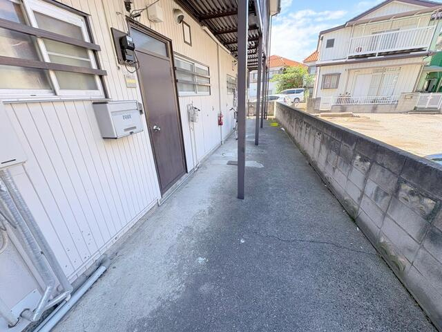 コーポながいのエントランス