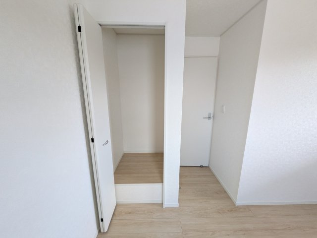 土浦市生田町　第4　新築戸建　2号棟の収納