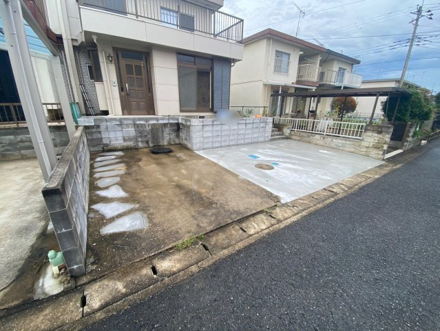【駐車場】 | 千代田5丁目貸家(テラスハウス)/63-9