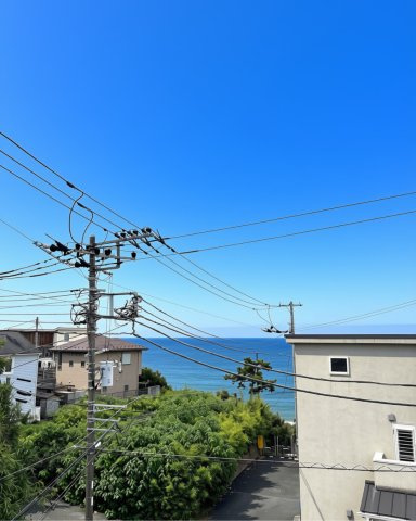 A Little Slower, A Little Fuller. 家族らしく。二宮で暮らす。の展望