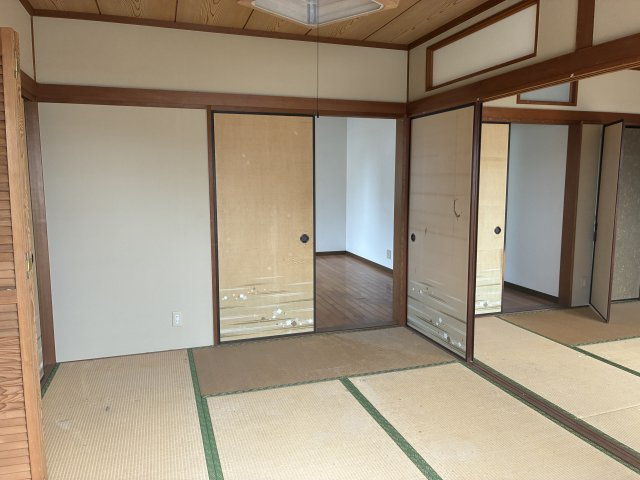 東新川　テナント兼住居の和室