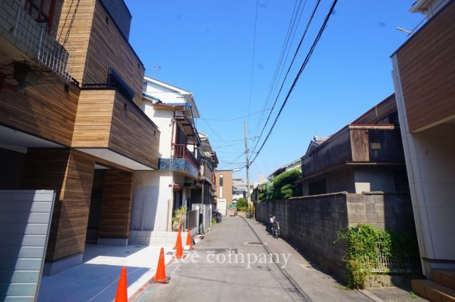 【前面道路含む現地写真】 | 平野区喜連3丁目 | 【前面道路：幅員約4ｍ】車の往来も少ない静かな住宅地です♪