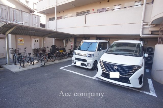 【駐車場】の画像