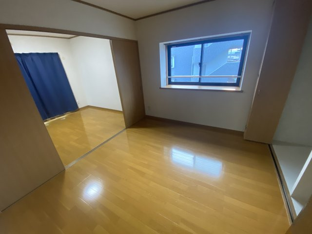 クレールコートIIの居間・リビング