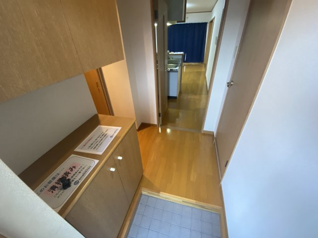 クレールコートIIの玄関