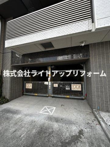 アスヴェル神戸駅前の駐車場