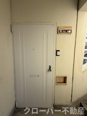 ヴィラナリー善通寺Ⅱの玄関