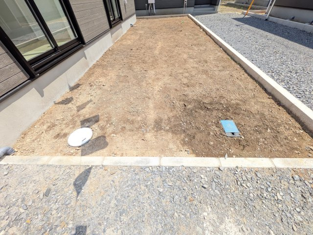 土浦市生田町　第4　新築戸建　4号棟の庭|日当たりや広さを現地で体感してください。理想のガーデニングや家庭菜園を始めてみませんか。