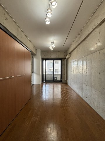 吹田市垂水町３丁目の店舗事務所