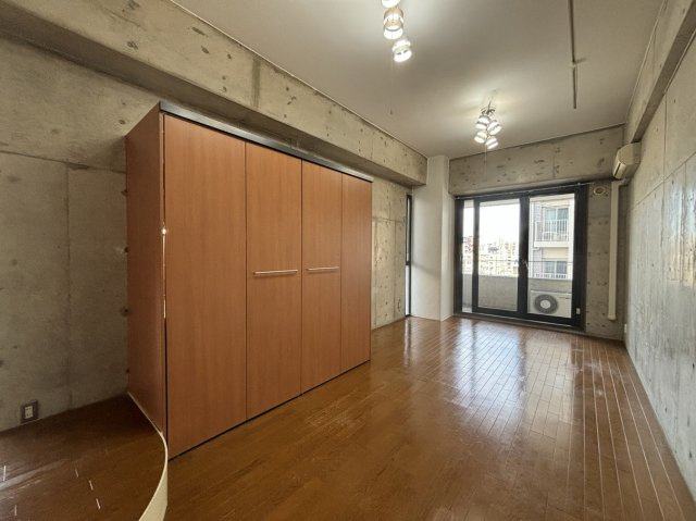 吹田市垂水町３丁目の店舗事務所
