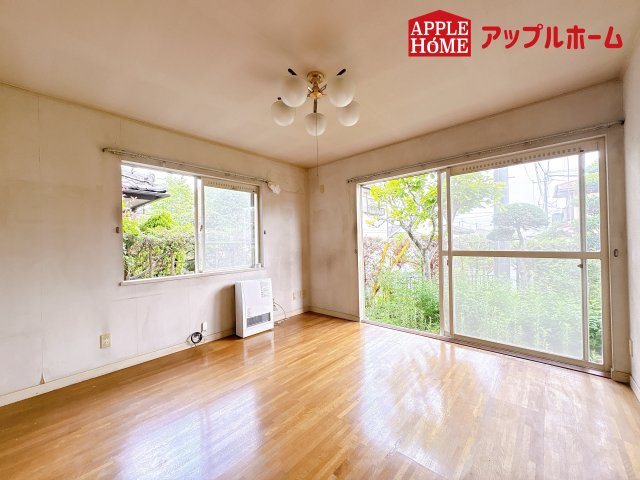 [中古住宅] 東松山市旗立台の居間・リビング