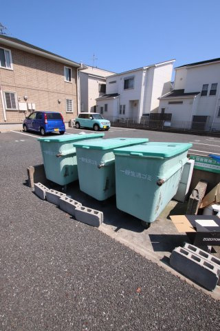 【その他共用部分】 | サンフィールドⅢ棟 | 敷地内ゴミ捨場