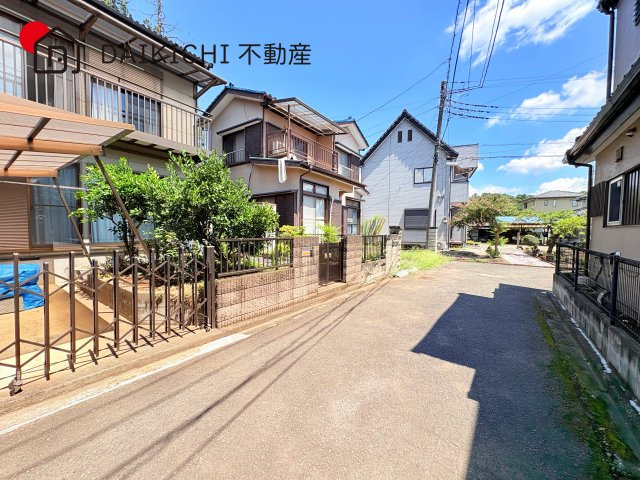 【前面道路含む現地写真】 | 川越市笠幡　中古戸建