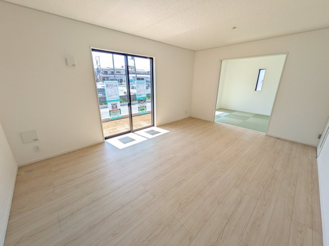 土浦市生田町　第4　新築戸建　6号棟の居間・リビング