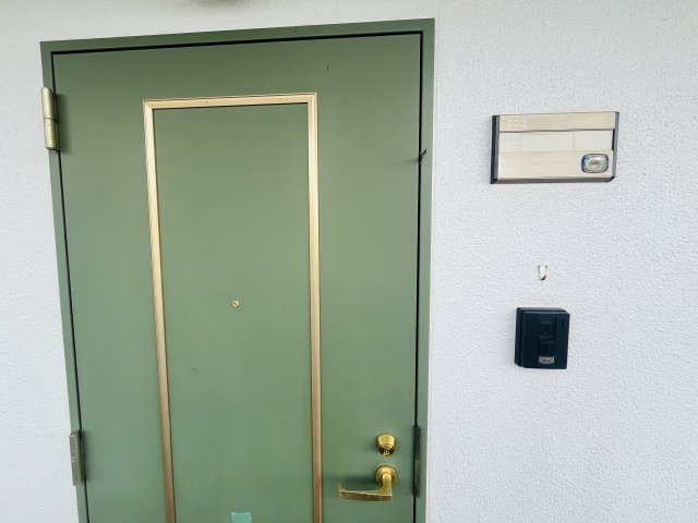 メモワールアイのエントランス