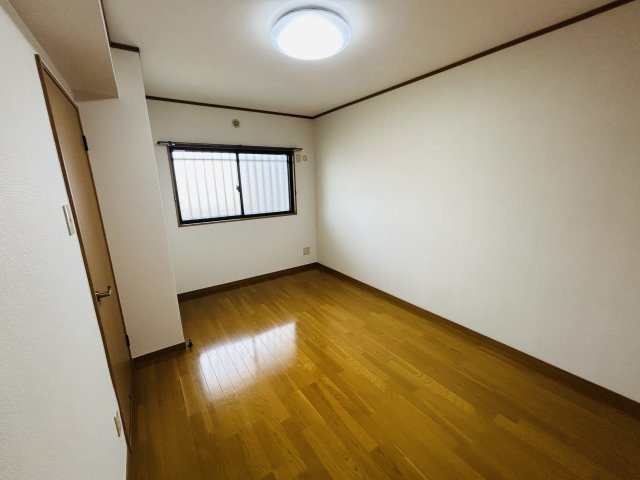 メゾンエトワールの洋室