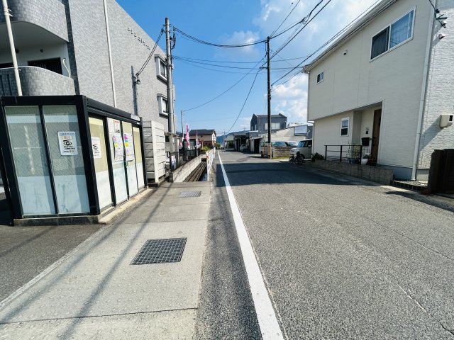 メゾンエトワールの周辺