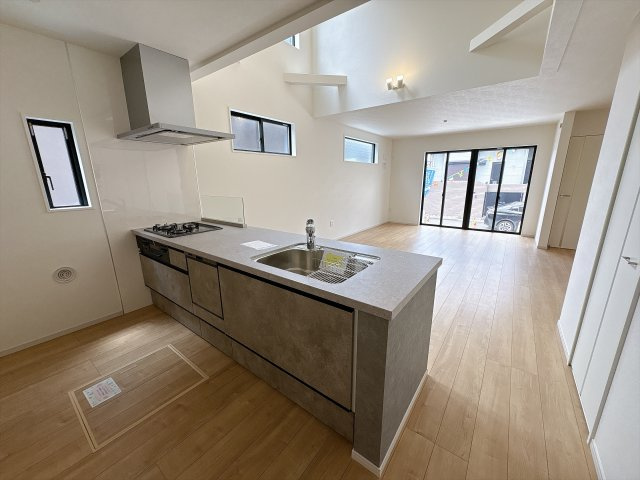 流山市江戸川台西４丁目新築戸建（江戸川台西12期）のキッチン