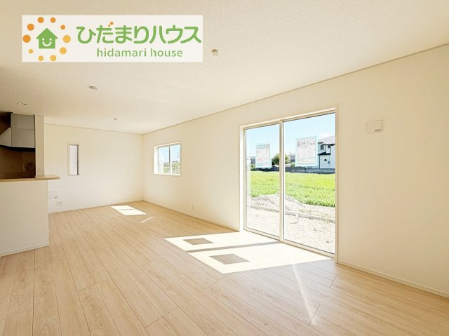 【居間・リビング】 | 土浦市中村南第11　新築戸建　3号棟 | 家族団らんの時間も増えそうなくつろぎのＬＤＫ☆