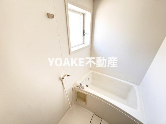 コートアベニューの浴室|別部屋の写真になります。現況優先
