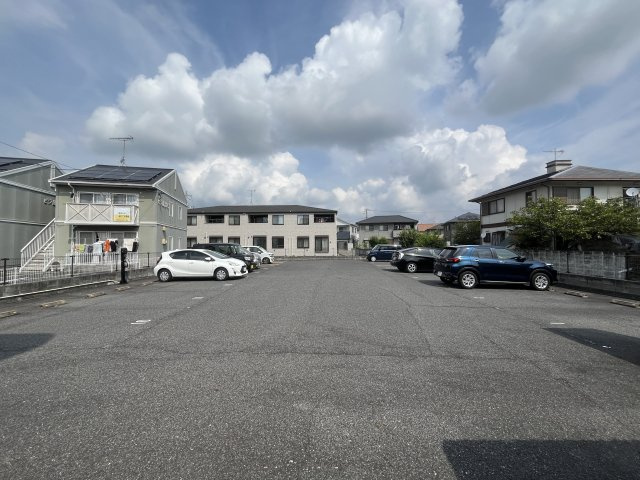 アンティムの駐車場
