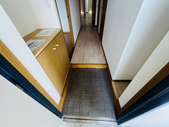 アンティムの玄関