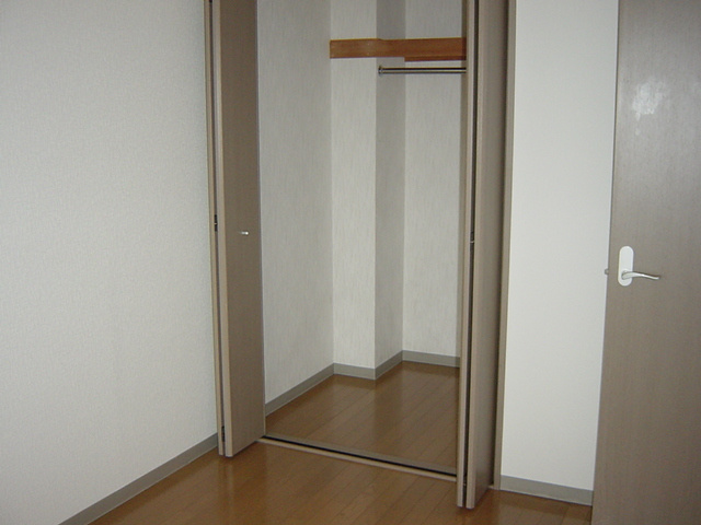 コンフォースの収納|クローゼット