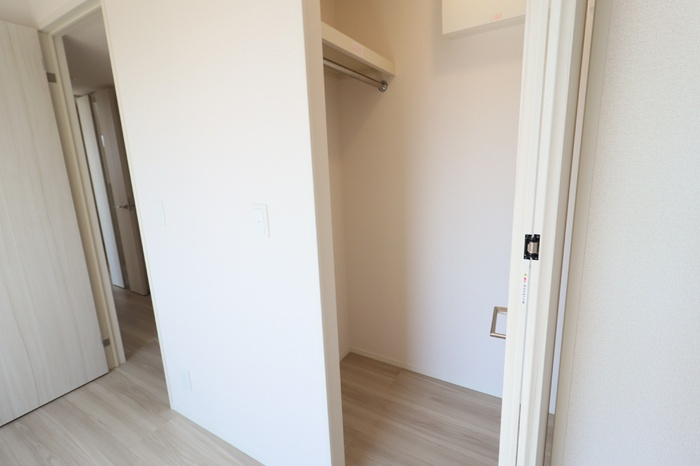 セレウィータ栄町の収納|ウォークインクローゼット仕様