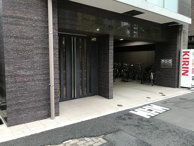 ラフィーネ音羽 西棟のエントランス