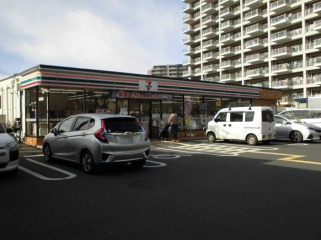 D-WING 大和町の駐車場