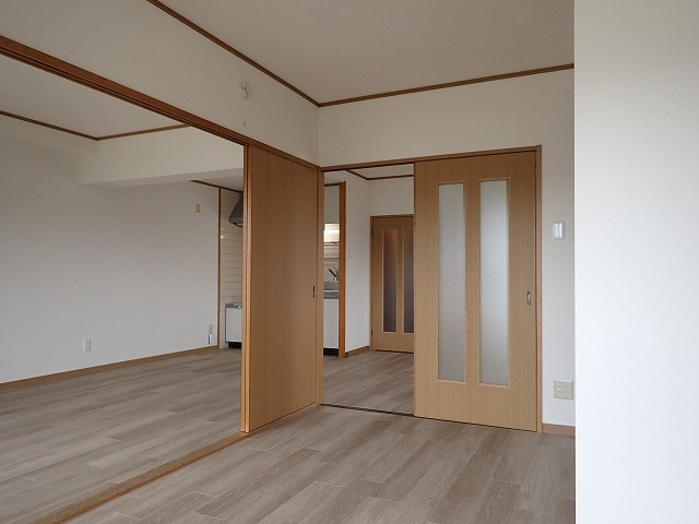 アンティムの内装