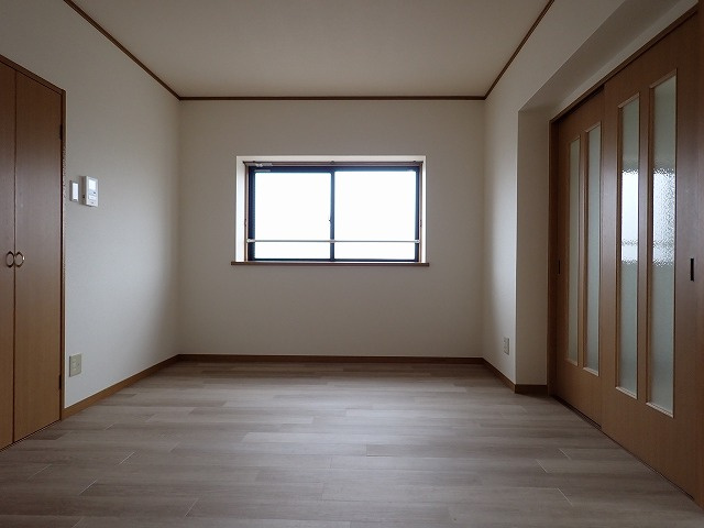 アンティムの洋室
