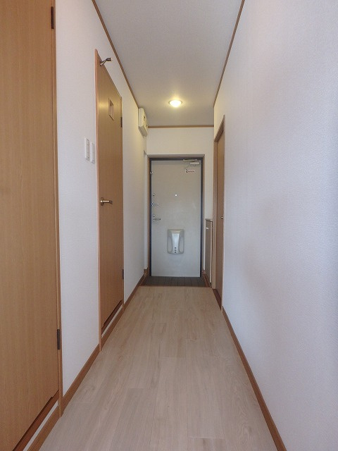 アンティムの内装