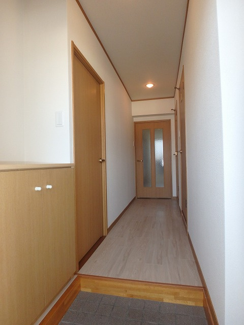 アンティムの玄関