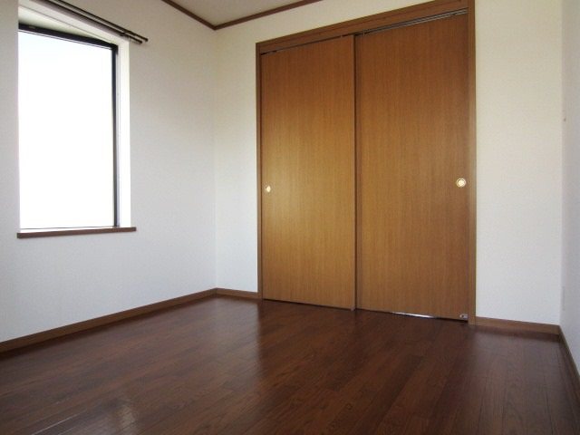 【寝室】
