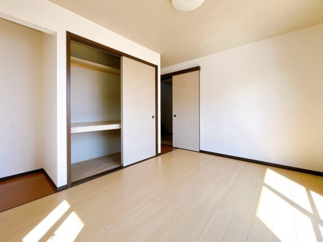 【洋室】 | 前橋市鳥取町　中古住宅