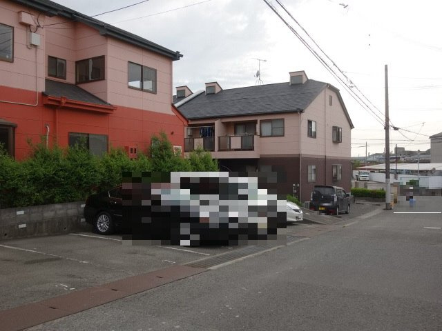 ソシア小泉Ⅱの駐車場