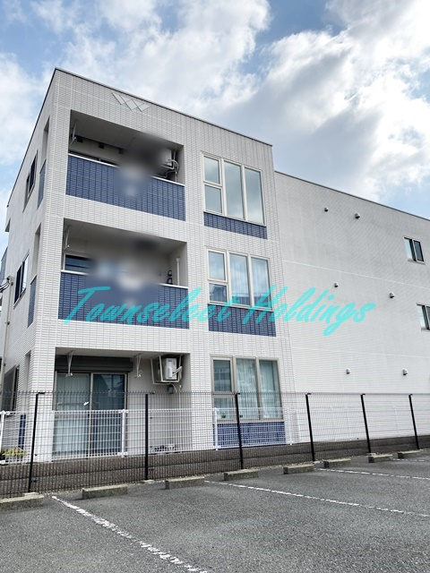 藤沢市片瀬の賃貸マンションの外観