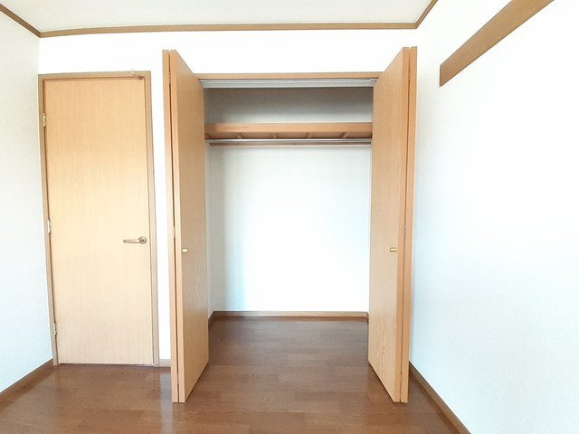 パルトカーサⅤの収納|奥行きのある収納で荷物をすっきり整理できます