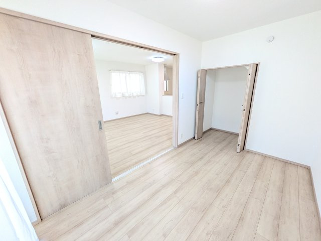 ひたちなか市相金町33番　新築戸建て　B号棟の洋室