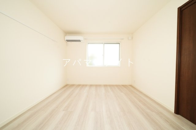 【寝室】 | Aura（アウラ） | 寝室です
