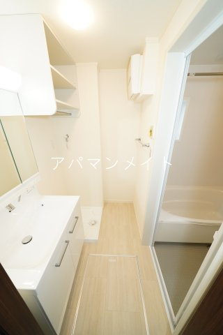 【設備】 | Aura（アウラ） | 洗濯機置場です