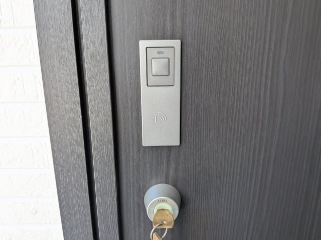 取手市新取手　1丁目　01期　新築戸建ての玄関