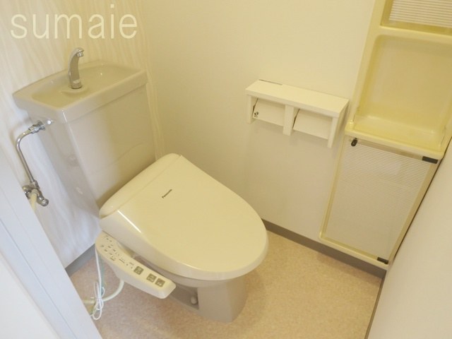 ＮＩＫＯハイム新小岩第６のトイレ|温水洗浄便座機能が付いたトイレで快適です♪