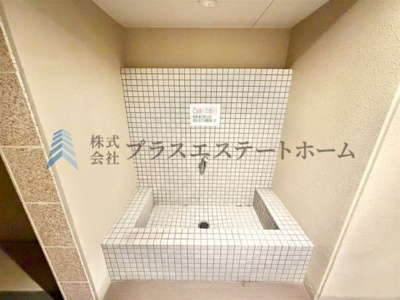 【設備】 | ワコーレ新神戸マスターズレジデンス | ペット専用設備♪お散歩後の足洗に♪