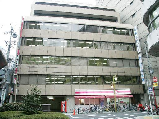 名駅永田ビルの外観