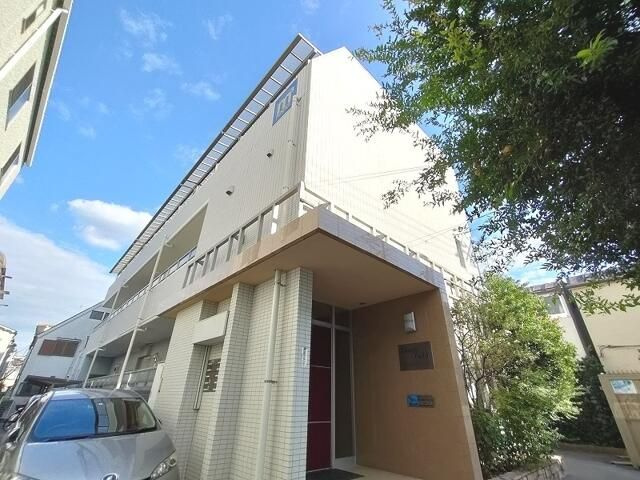 グリーンフィールドの外観