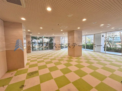 【エントランス】 | 須磨パークヒルズC棟 | 緑も多く静かな住宅地に建つマンションです♪