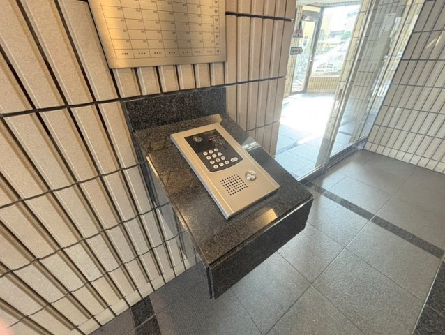 ベルシャトゥ金町の防犯設備|オートロック